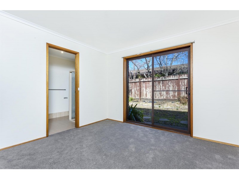 4 Flecker Place, Florey ACT 2615