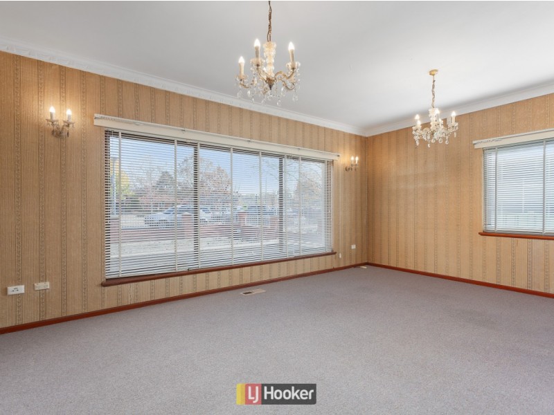 75 Sturt Avenue, Narrabundah ACT 2604