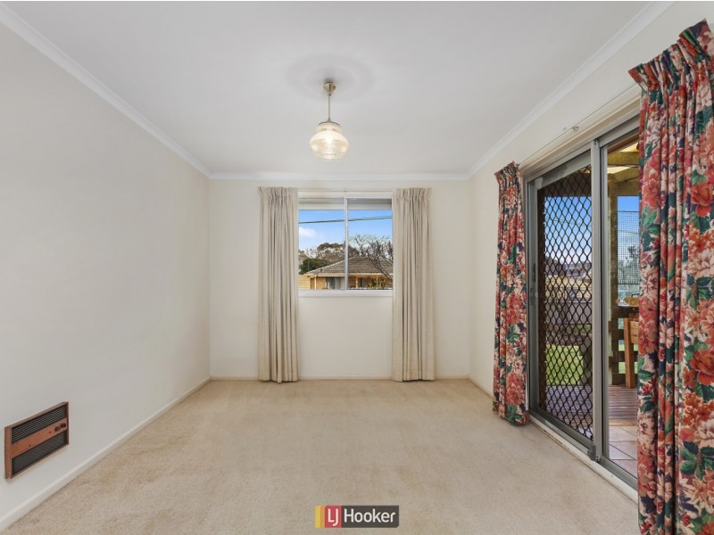 5 Pickworth Street, Holt ACT 2615