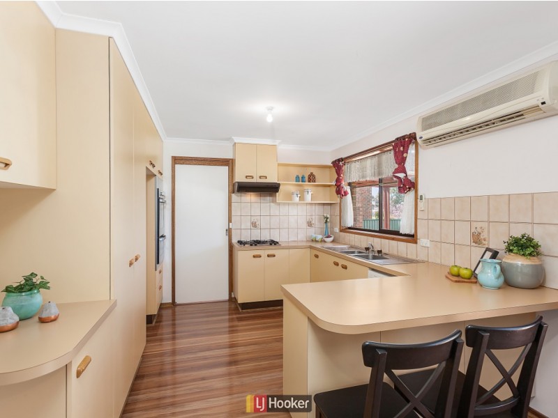 4 Lidgett Place, Florey ACT 2615