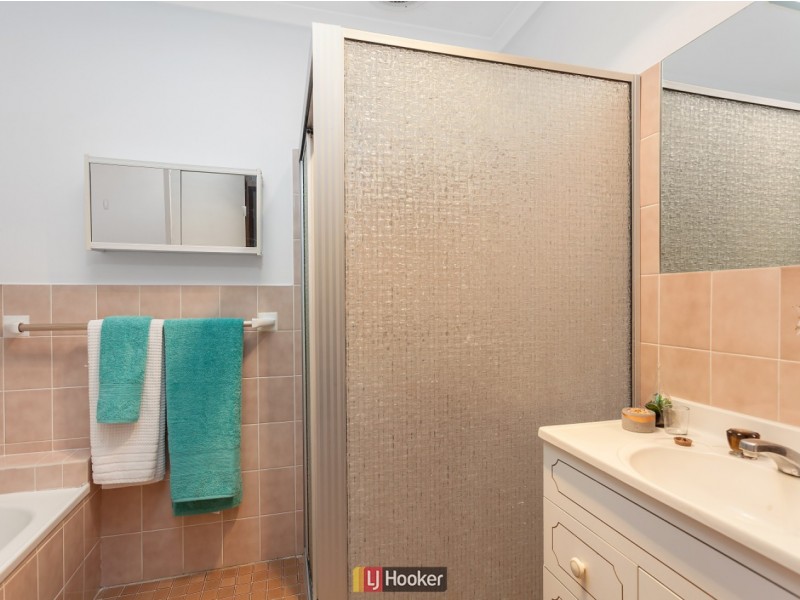 4 Lidgett Place, Florey ACT 2615