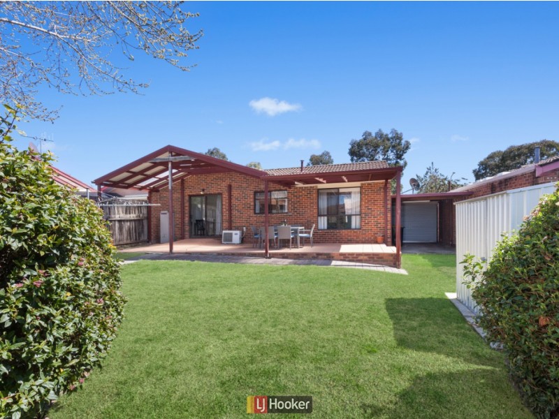4 Lidgett Place, Florey ACT 2615