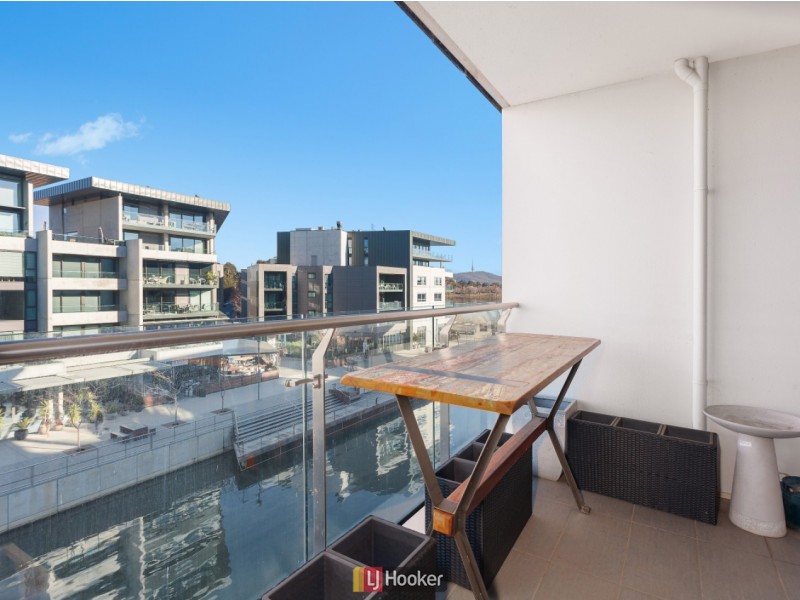 12/11 Trevillian Quay, Kingston ACT 2604