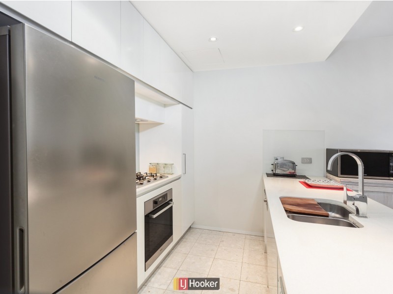 12/11 Trevillian Quay, Kingston ACT 2604