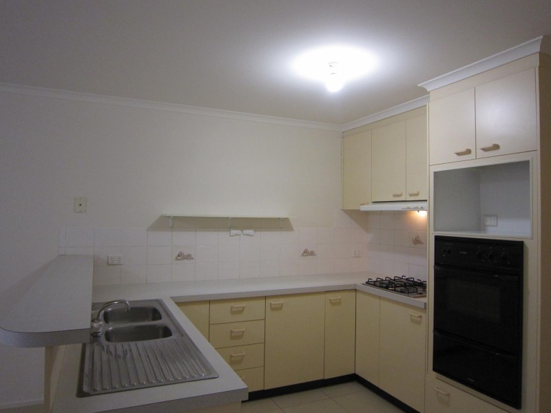 4 Grounds Crescent, Greenway ACT 2900