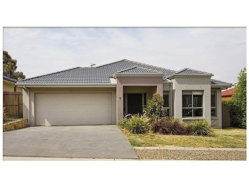 9 Erdos Street, Bruce ACT 2617