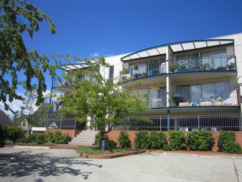 2/2 Ranken Place, Belconnen ACT 2617