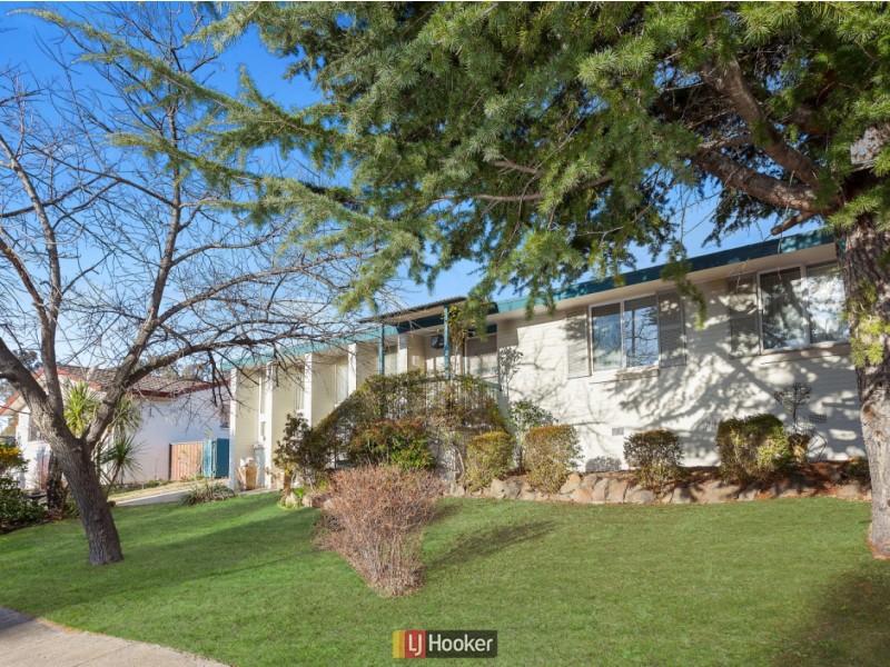 28 Baddeley Crescent, Spence ACT 2615