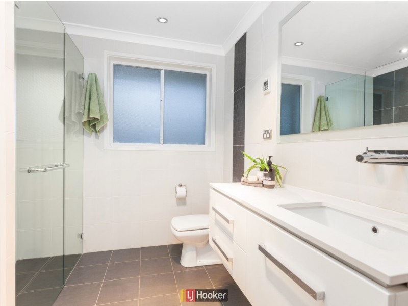 24 Broadbent Street, Scullin ACT 2614