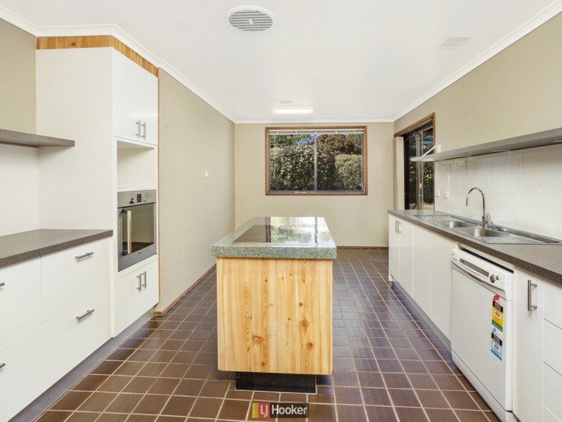 17 Sharwood Crescent, Evatt ACT 2617