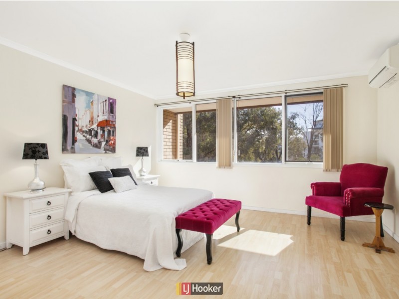 6 McElhone Court, Belconnen ACT 2617