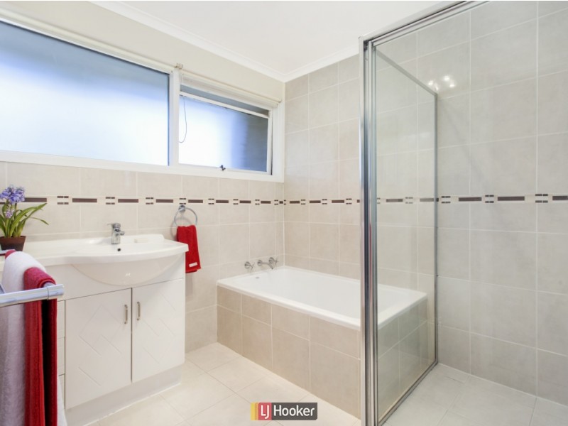 6 McElhone Court, Belconnen ACT 2617