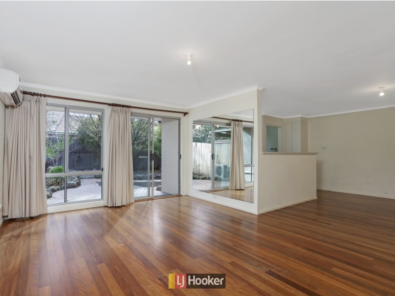 15 Charvin Court, Melba ACT 2615