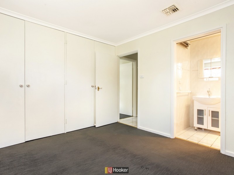 27 Hensman Place, Latham ACT 2615