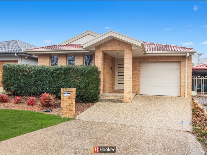 26 Pinnacles Street, Harrison ACT 2914