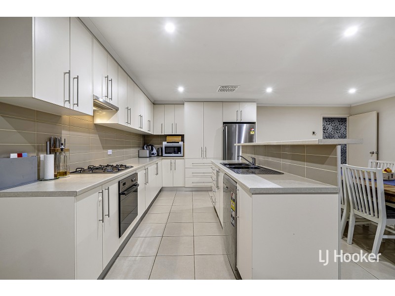 16 Stump Jump Crescent, Dunlop ACT 2615