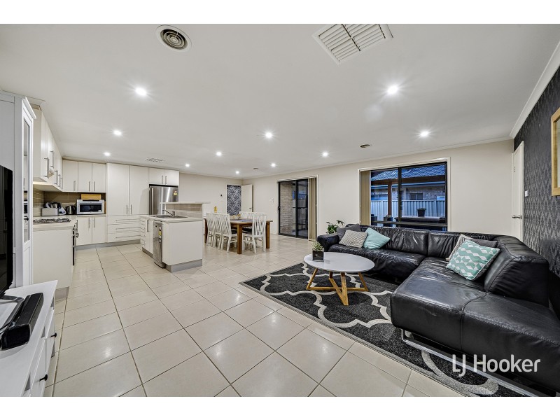 16 Stump Jump Crescent, Dunlop ACT 2615