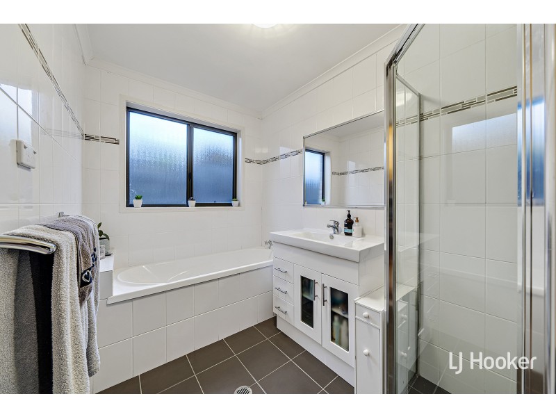 16 Stump Jump Crescent, Dunlop ACT 2615