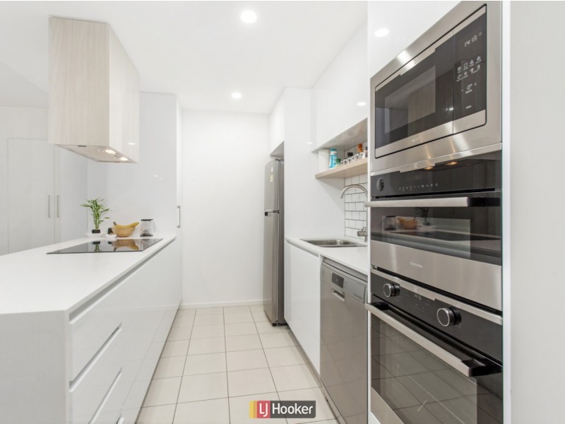 1307/120 Eastern Valley Way, Belconnen ACT 2617