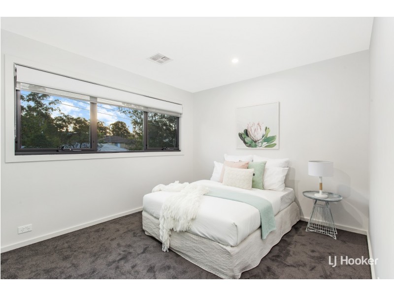 1 Gibbes Place, Weetangera ACT 2614