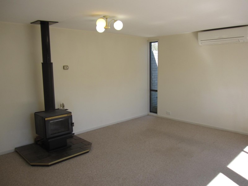42 Harrington Circuit, Kambah ACT 2902