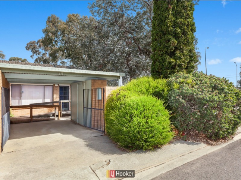 10/35 Boult Place, Melba ACT 2615
