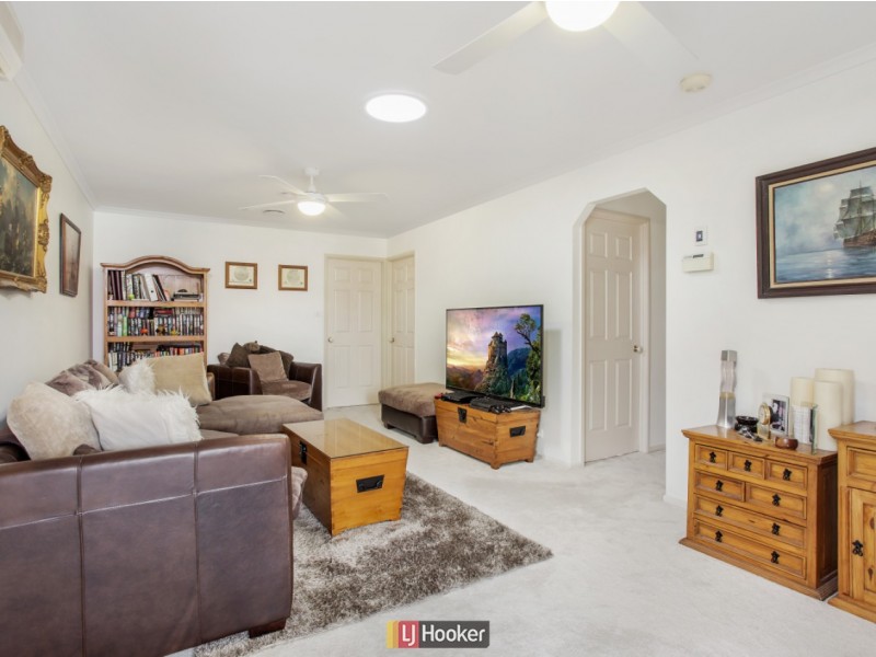10 Clara Close, Amaroo ACT 2914