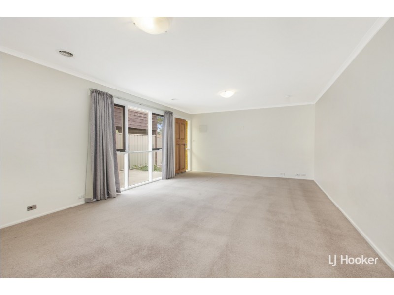 8 Greene Place, Belconnen ACT 2617