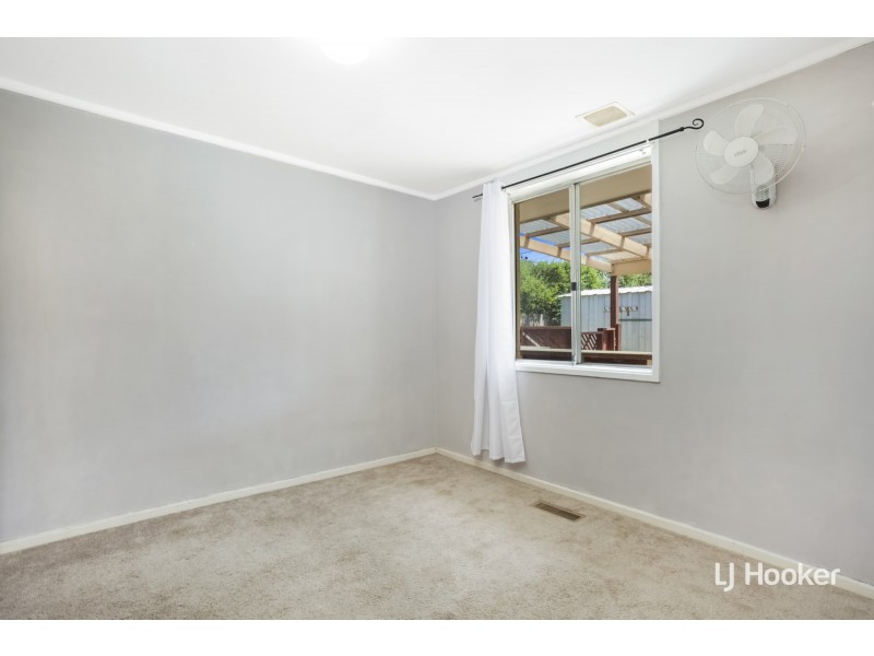 110 Osburn Drive, Macgregor ACT 2615