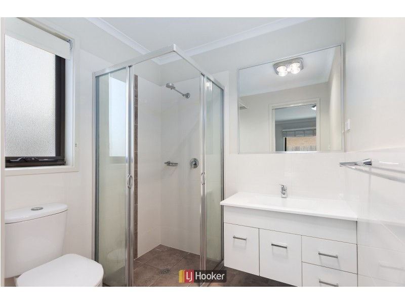 42 Louisa Briggs Circuit, Bonner ACT 2914