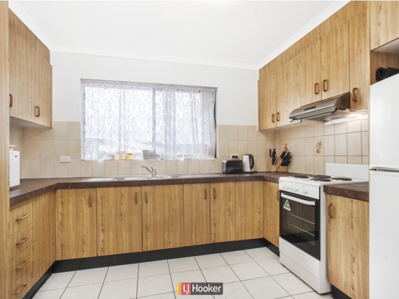 2/18 Thurlow Place, Belconnen ACT 2617