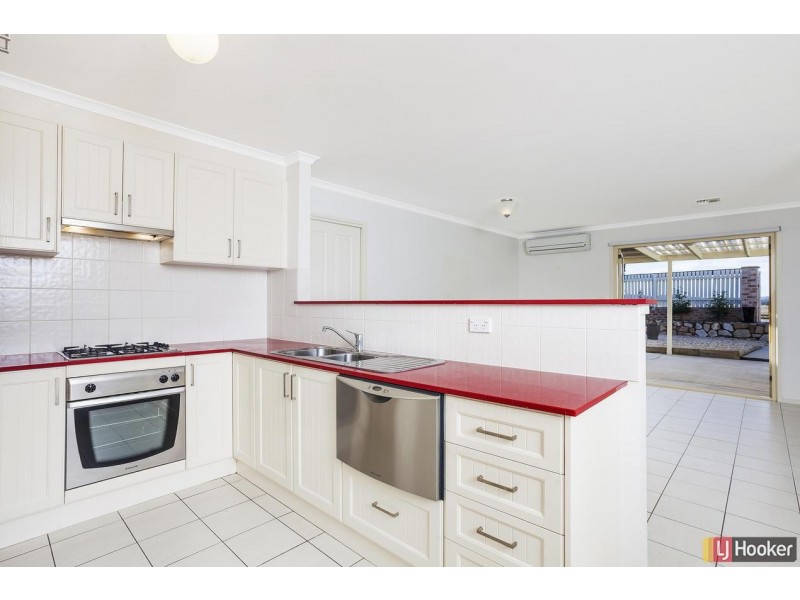 11 Favco Place, Dunlop ACT 2615