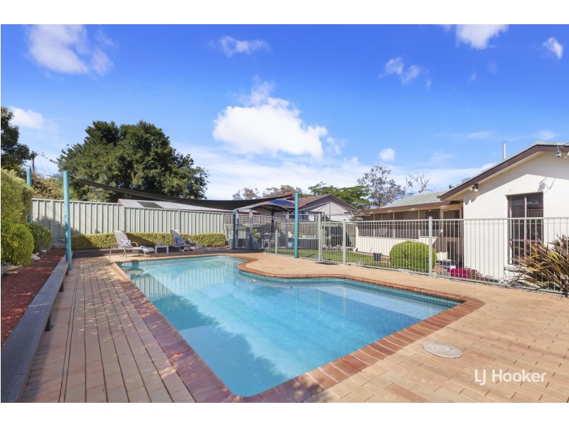 16 Draper Crescent, Higgins ACT 2615