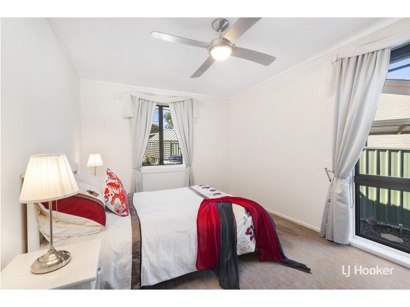 16 Draper Crescent, Higgins ACT 2615
