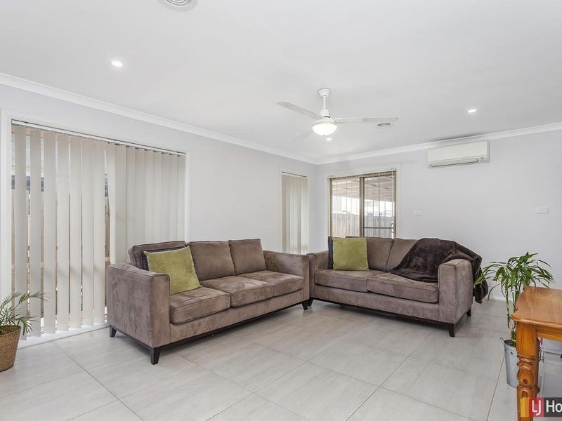 14 Arthur Tange Street, Casey ACT 2913