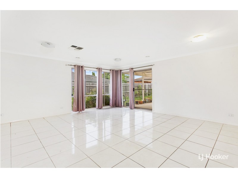 42 Christina Stead Street, Franklin ACT 2913