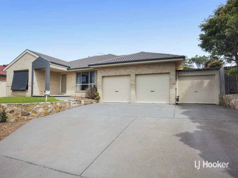 8 Elischer Street, Dunlop ACT 2615