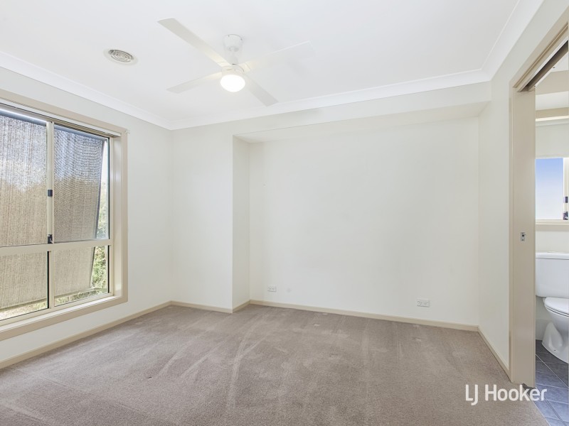 8 Elischer Street, Dunlop ACT 2615