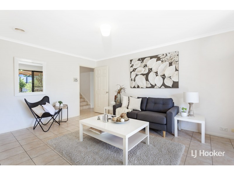 4 Lange Place, Bruce ACT 2617