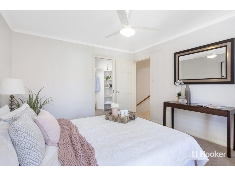 4 Lange Place, Bruce ACT 2617
