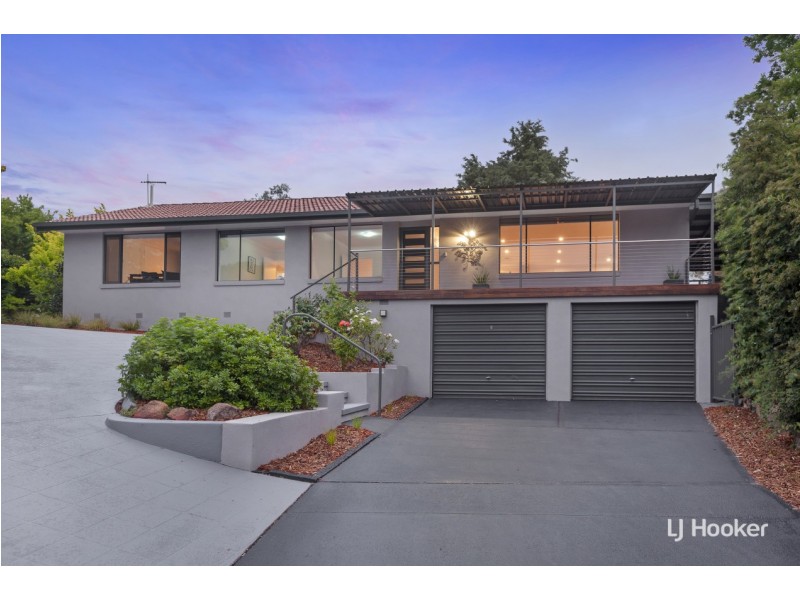 11 McAlpine Place, Farrer ACT 2607