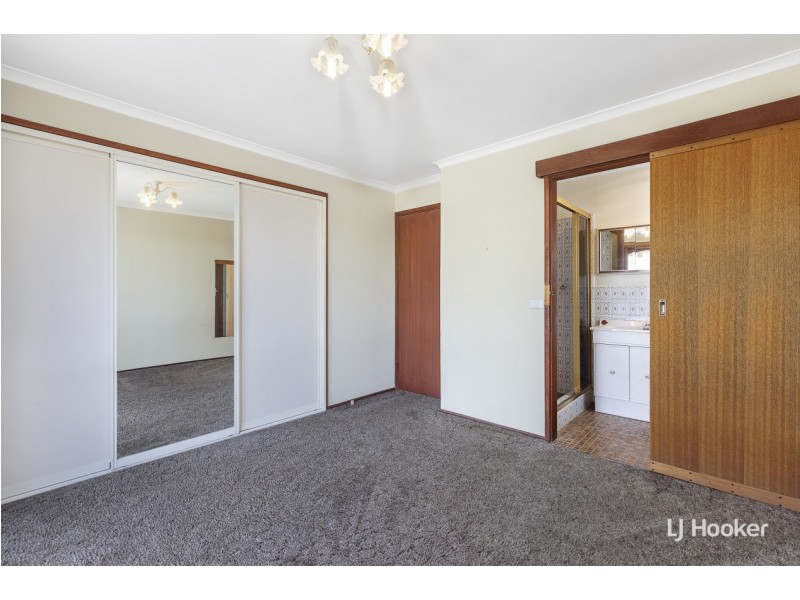 23 Trenwith Close, Spence ACT 2615