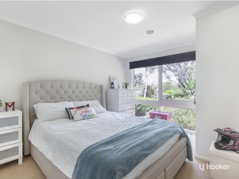 4 Avery Place, Fraser ACT 2615