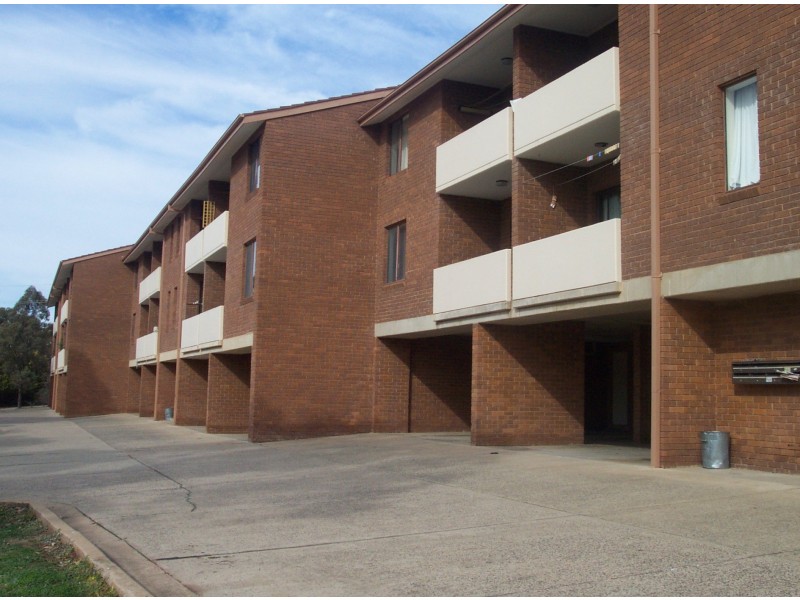 19/32 Springvale Drive, Hawker ACT 2614