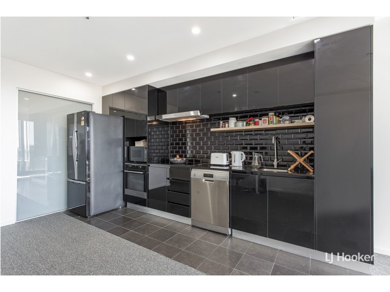 1513/120 Eastern Valley Way, Belconnen ACT 2617