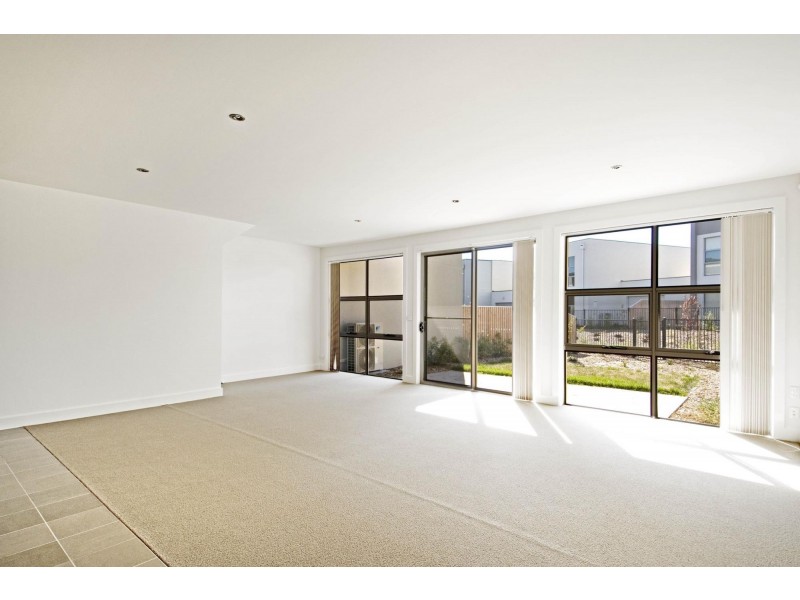 63/11 Joy Cummings place, Belconnen ACT 2617