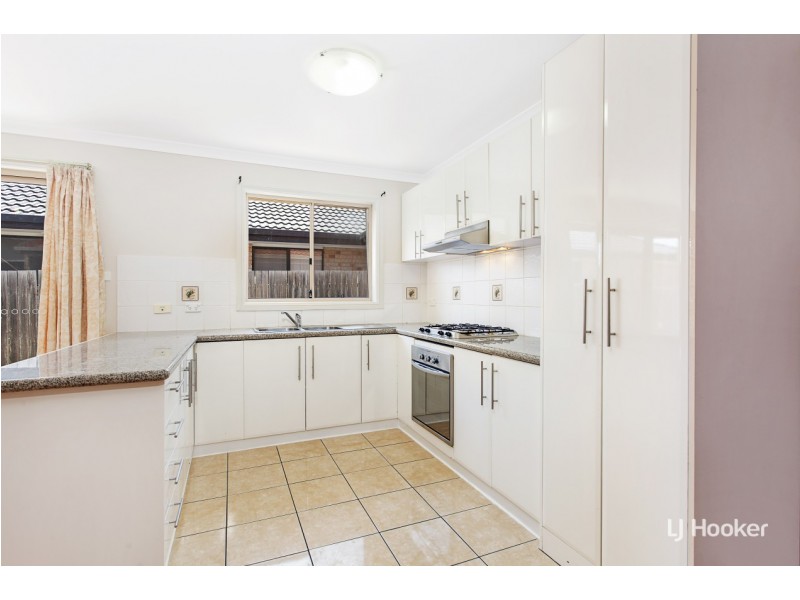19 Mary Hall Circuit, Dunlop ACT 2615