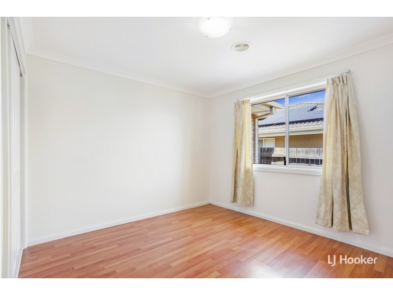 19 Mary Hall Circuit, Dunlop ACT 2615