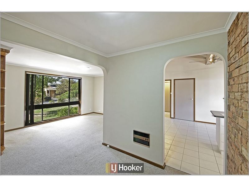 6 Lumholtz Place, Florey ACT 2615