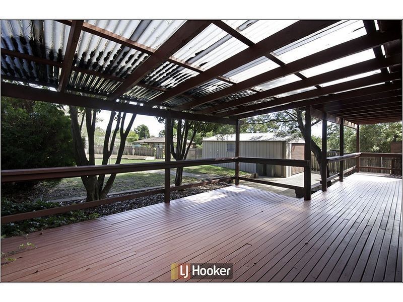 6 Lumholtz Place, Florey ACT 2615